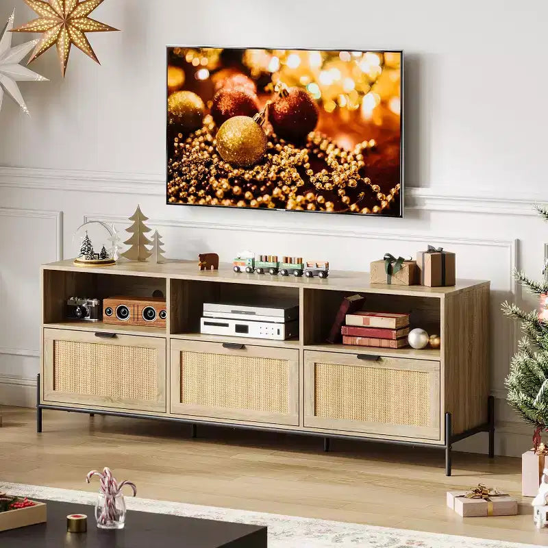 Mobile TV per 75 pollici, mobile da intrattenimento moderno con 3 cassetti, console TV con gambe in metallo resistente, mobile TV in rattan per soggiorno, camera da letto