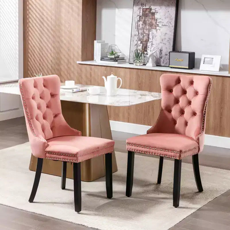 Sedie da pranzo in velluto trapuntato, gambe in legno massello con borchie, set di 2 sedie laterali imbottite contemporanee, rosa